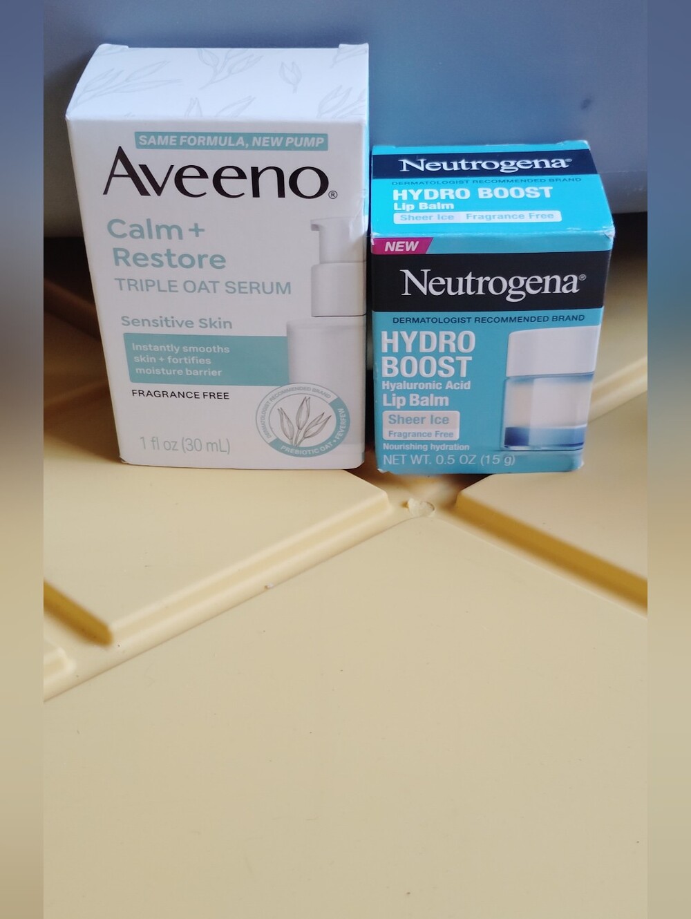 Brand New Aveeno Calm Restore Face Serum and Neutrogena Lip Balm Skincare Bundle